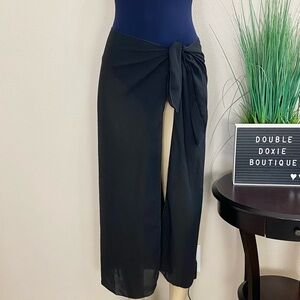 NWT. DOTTI | Vintage Sheer Black Sarong Wrap O/S